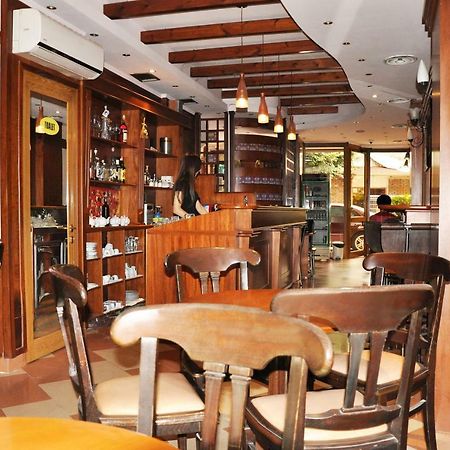 Lugano Hotel Tiranë Ngoại thất bức ảnh