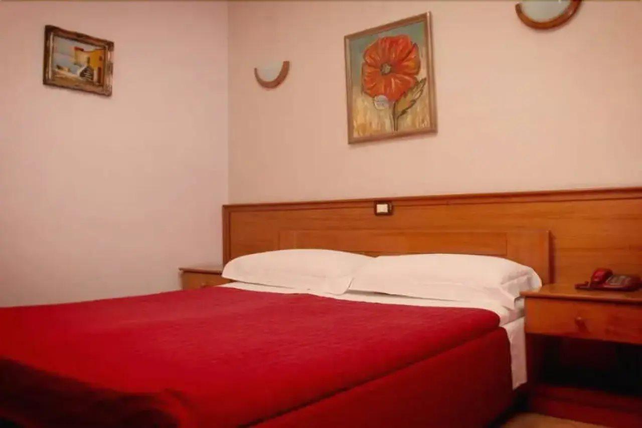 Lugano Hotel Tiranë Ngoại thất bức ảnh